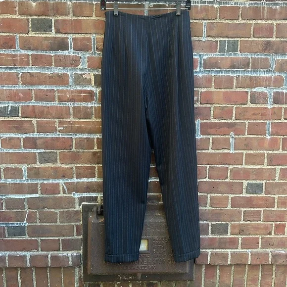 Lida Biday Black Pant Suit w pin stripes
